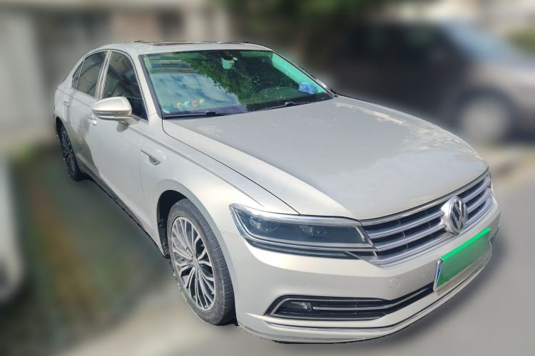 Used Volkswagen Phideon 2016 380TSI Two-Wheel-Drive Luxury Edition
