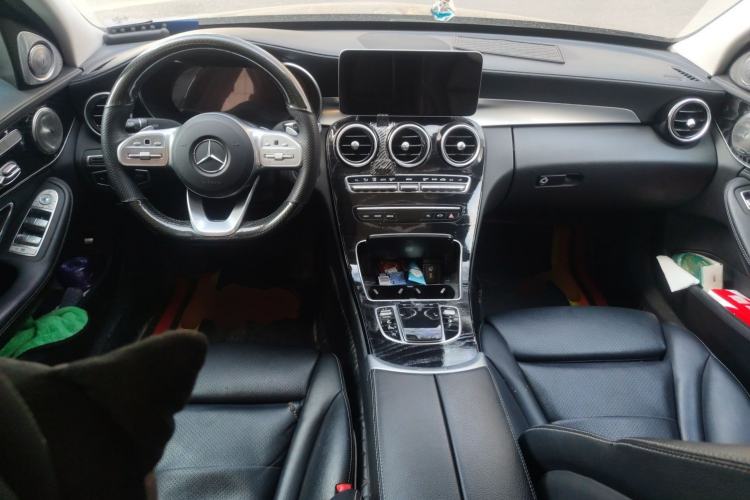 Used Mercedes-Benz C-Class 2020 C 260 L Sport Edition Center Console