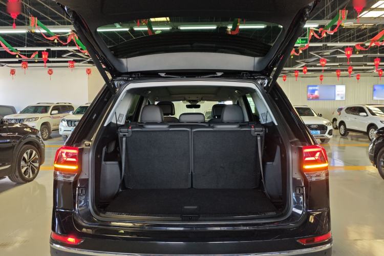 Used Volkswagen Teramont 2024 380TSI Four-Wheel Drive Longxiang Edition
