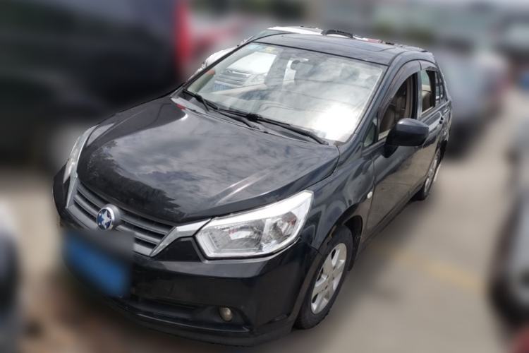 Used Venucia D50 2013 1.6L Manual Luxury Edition