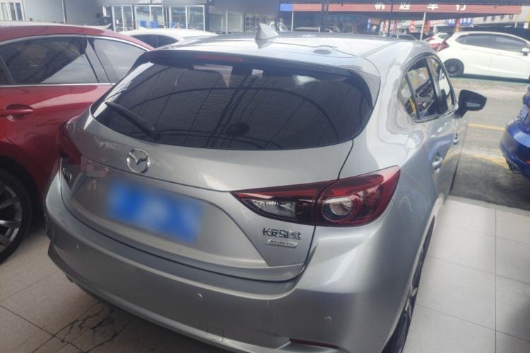 Used Mazda 3 Axela 2017 Hatchback 2.0L Automatic Luxury Model Emission Standard China V Rear Right 45 Deg