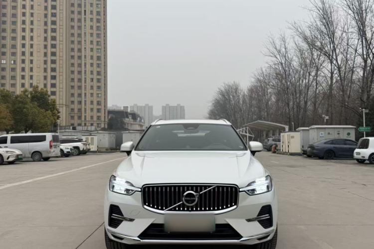 Used Volvo XC60 New Energy 2025 Plug-in Hybrid Long-Range All-Wheel Drive Smart Luxury Edition