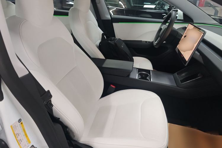 Used Tesla Model 3 2023 Rear-Wheel-Drive Version
