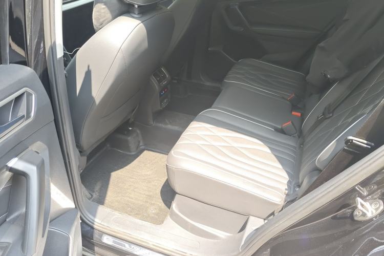 Used Volkswagen Tiguan L 2022 330TSI Automatic Two-Wheel Drive Smart Edition
