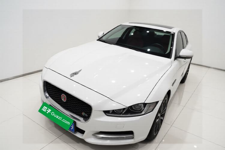 Used Jaguar XE 2015 2.0T 200 PS R-Sport