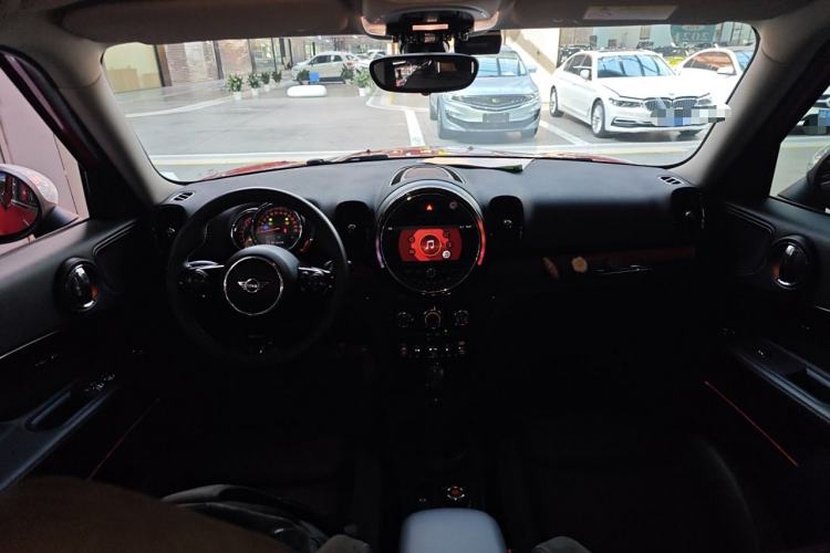 Used MINI Countryman 2019 1.5T COOPER ALL4 Artist Weekend Travel Edition