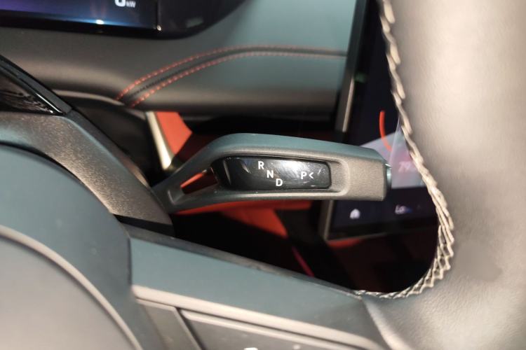 Used Xiaomi Auto SU7 2024 Rear-Drive Ultra-Long Range Advanced Pro-Level Intelligent Driving Version
