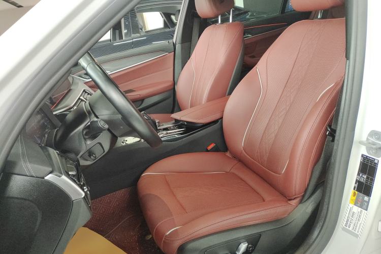 Used BMW 5 Series New Energy 2022 535Le M Sport Package Left Front Seat