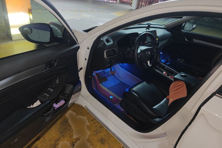 Used Honda Accord 2018 260TURBO Luxury Edition China VI Driver Seat