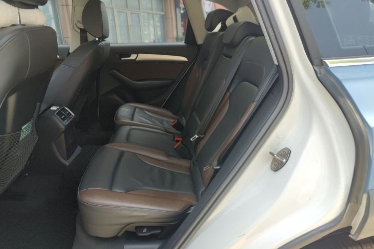 Used Audi Q5 2017 Plus 40 TFSI Technology Model