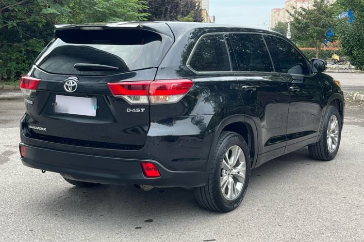 Used Toyota Highlander 2018 2.0T Two-Wheel Drive Elite Version 5 Seats China VI Standard