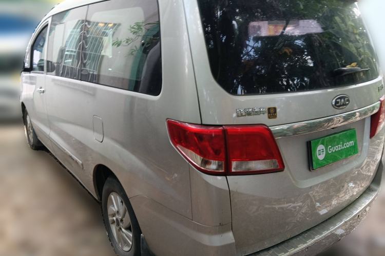 Used JAC Refine M4 2016 2.0L Manual Luxury Version