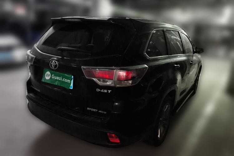 Used Toyota Highlander 2015 2.0T Four-Wheel Drive Luxury Navigation Version with 7 Seats Rear Right 45 Deg