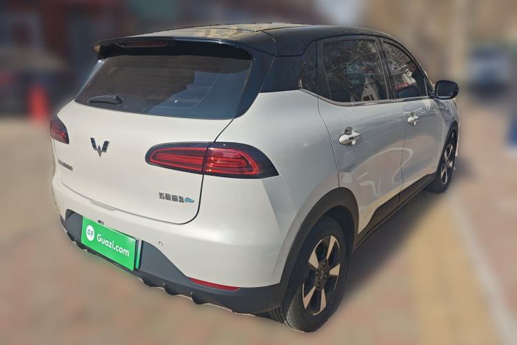 Used Wuling Bingo PLUS 2024 330 km Range Five-Seater Version
