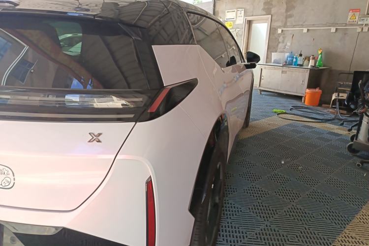 Used Zeekr X 2023 Rear-Drive YOU Edition 4 Seats Exterior 3