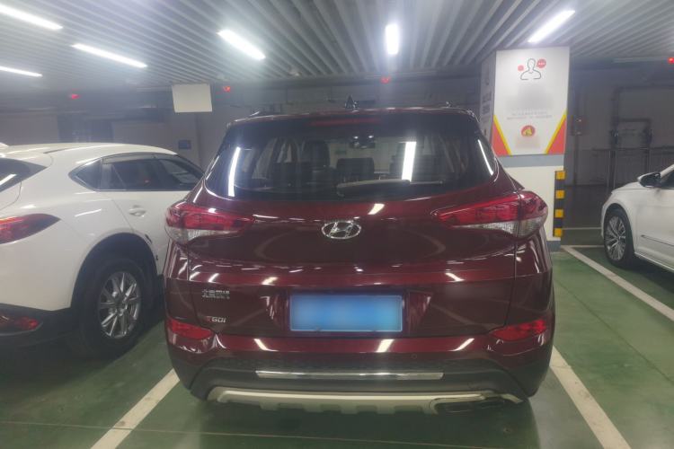 Used Hyundai Tucson 2018 1.6T Dual-Clutch Two-Wheel Drive 15th Anniversary Special Edition
