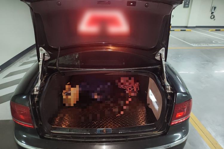 Used Volkswagen Phaeton 2011 4.2L V8 4-seat Extended-Range Individual Edition
