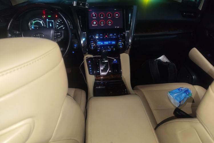 Used Toyota Alphard 2021 Dual-Engine 2.5L Luxury Edition