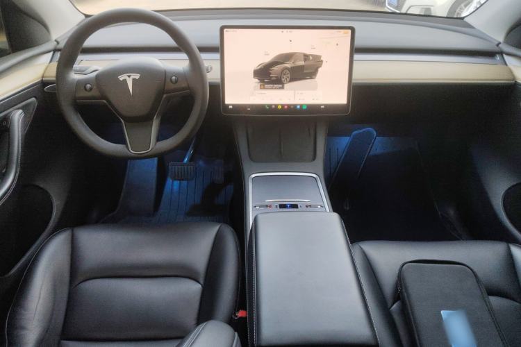 Used Tesla Model Y 2022 Revised Version Rear-Wheel Drive Center Console