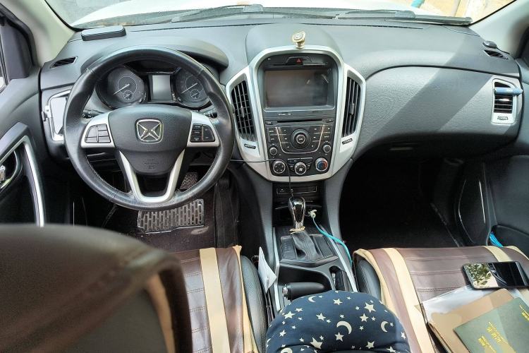 Used JMC Yusheng S350 2013 2.4T Automatic 2WD Diesel Luxury Edition 5 Seats