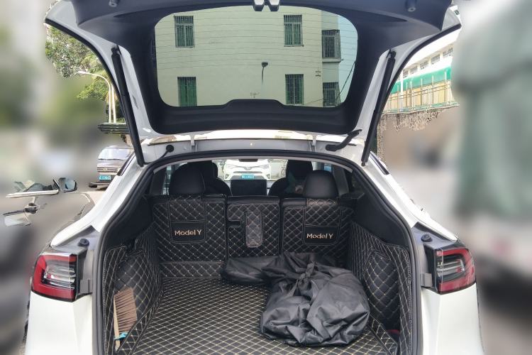 Used Tesla Model Y 2022 Rear-Wheel-Drive Version