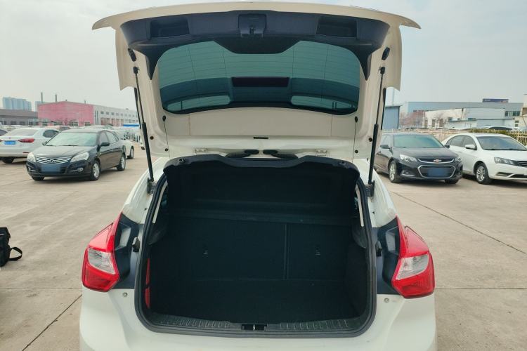 Used Ford Focus 2012 Hatchback 1.6L Manual Comfort Model