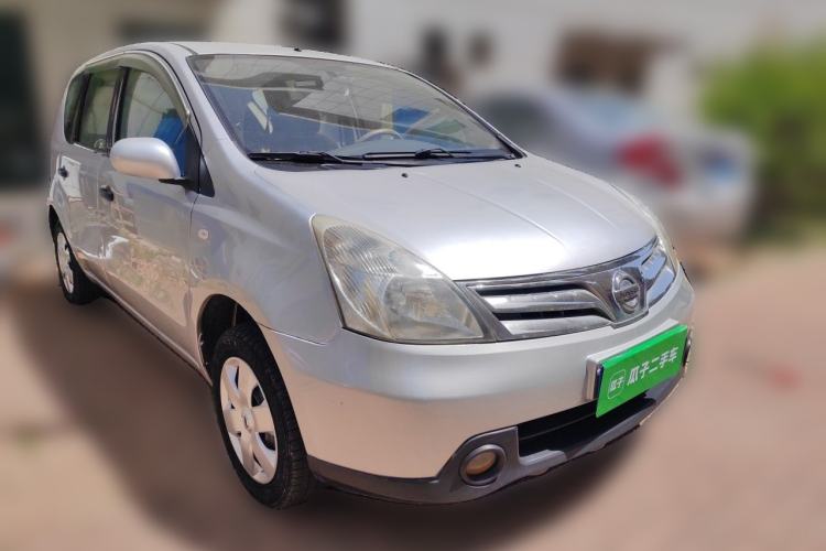 Used Nissan Livina 2009 1.6L Manual All-Around Model