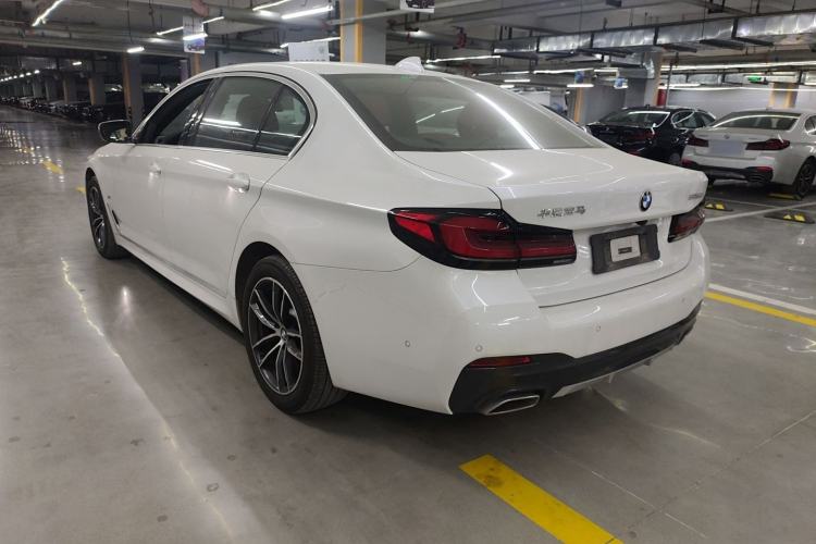 Used BMW 5 Series 2022 Second Facelift 525Li M Sport Package
