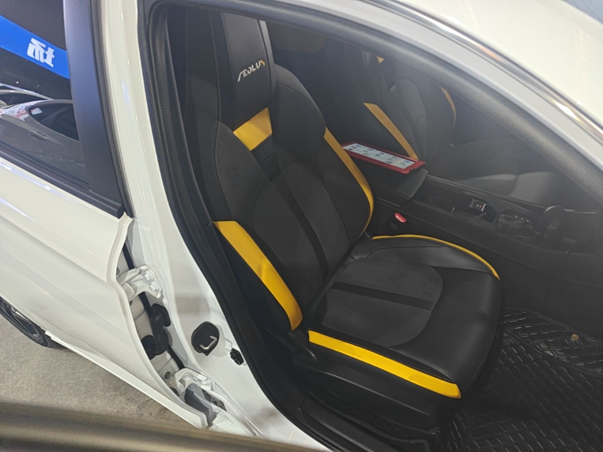 Dongfeng Aeolus Yixuan 2023 Mach Edition 1.5T Automatic Pursuit Rider Version — снимка 19