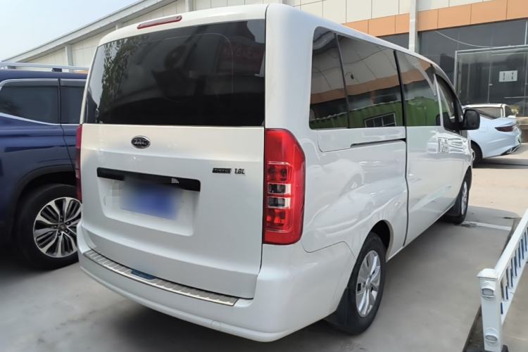Used JAC Refine M3 2019 PLUS Maker Edition 1.8L Luxury Smart Model with 9 Seats Rear Right 45 Deg