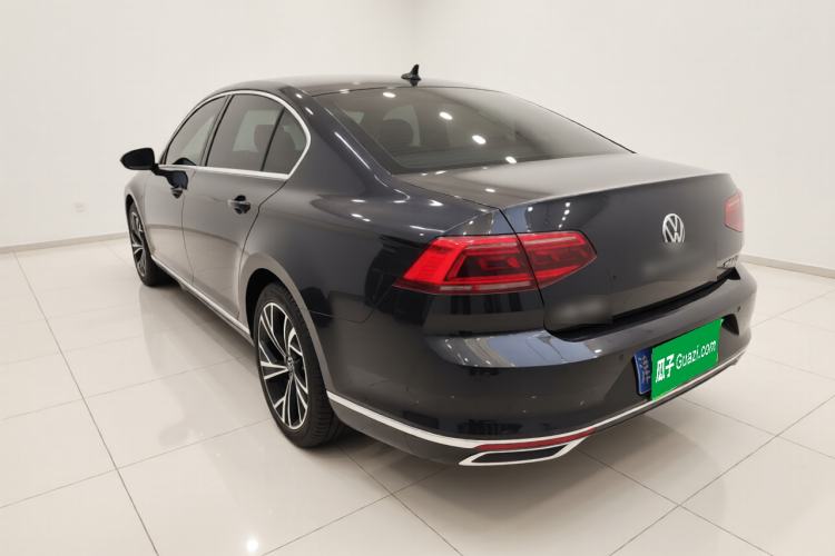 Used Volkswagen Magotan 2021 330TSI DSG 30th Anniversary Edition
