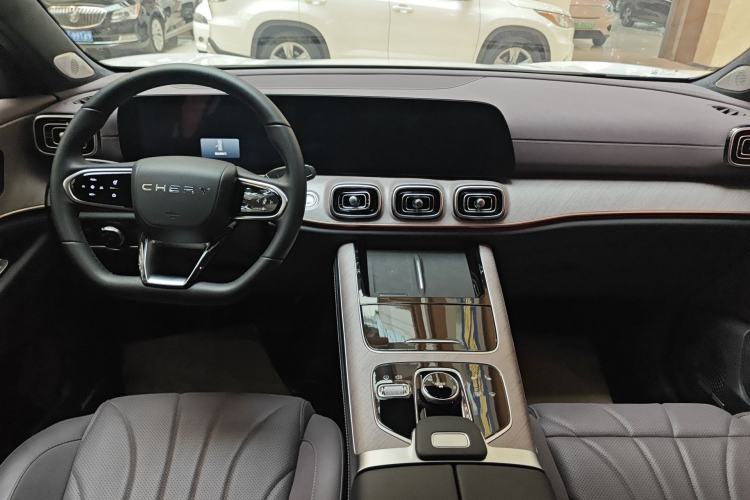 Used Chery Tiggo 9 2025 2.0T Automatic Two-Wheel Drive Luxury Edition 5 Seats