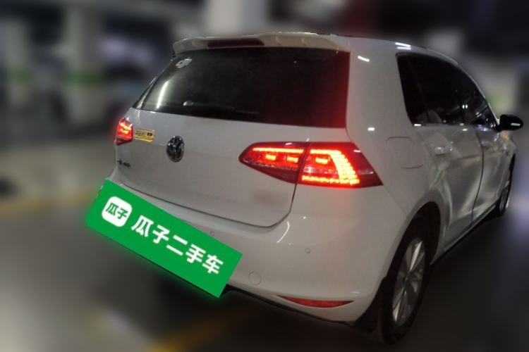 Used Volkswagen Golf 2015 1.6L Manual Fashion Edition