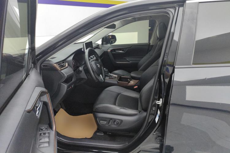 Used Toyota Wildlander 2020 2.0L CVT 4x4 Luxury Edition