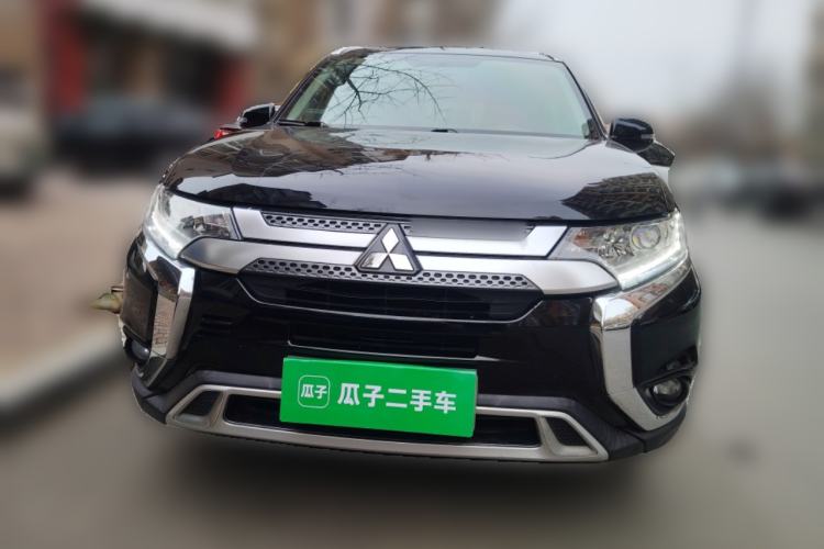 Used Mitsubishi Outlander 2020 2.0L Two-Wheel Drive Enjoyment Version 5 Seats
