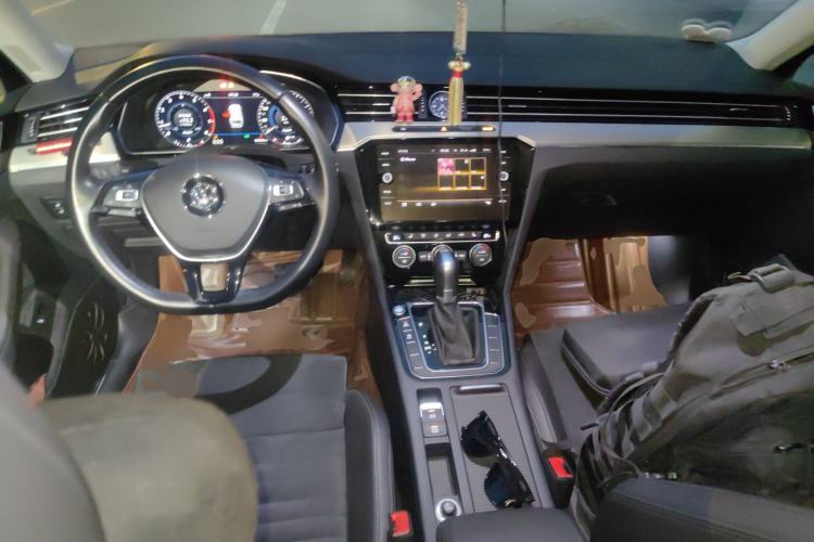 Used Volkswagen Variant 2018 380TSI Two-Wheel Drive Comfort Edition