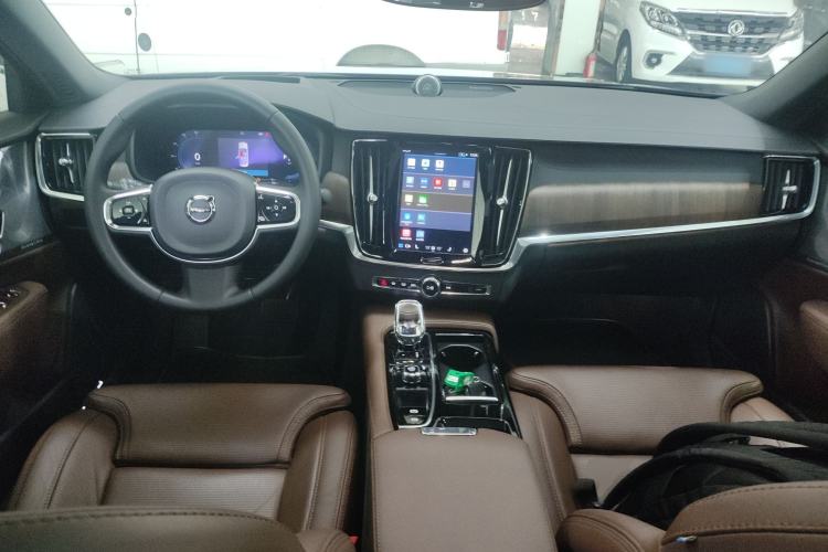 Used Volvo S90 New Energy 2023 T8 Plug-in Hybrid All-Wheel Drive Long-Range Luxury Edition