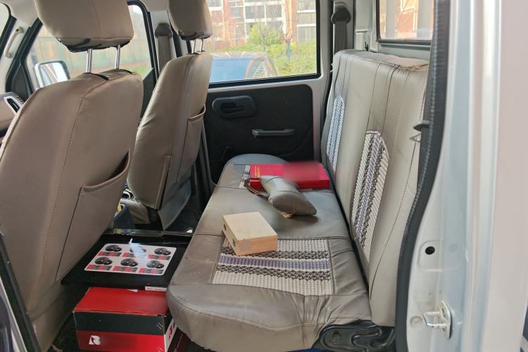 Used CHANGAN KAICHENG Shenqi T30 2021 1.6L Luxury Model Double Cab 3.01-meter Standard Vehicle DAM16KR Left Rear Seat