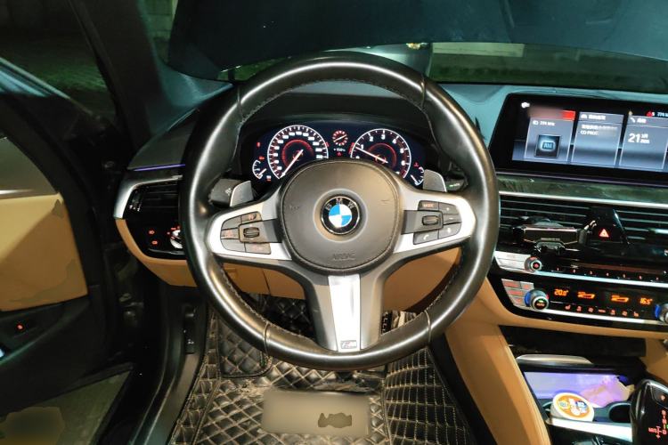 Used BMW 5 Series 2019 530Li Leading Model M Sport Package
