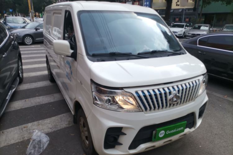 Used Chana Ruixing EM60 2022 All-Electric Van 4498 mm Long Flat Roof with Rear-Hinged Doors 2 Seats 70 kW 41.86 kWh