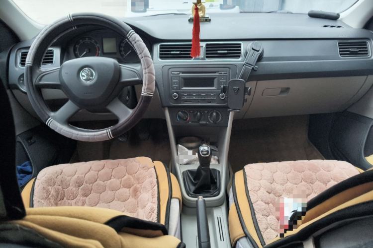 Used Skoda Rapid 2013 1.6L Manual Smart Selection Model