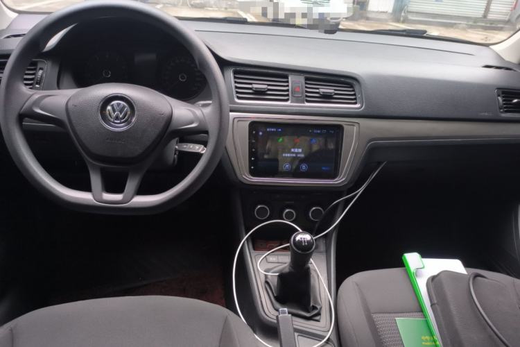 Used Volkswagen Lavida 2015 1.6L Manual Fashion Edition