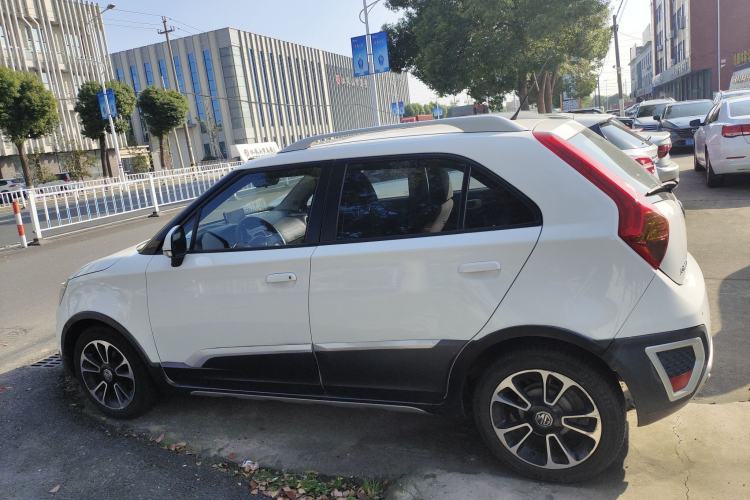 Used MG 3SW 2015 1.5L AMT Elite Model
