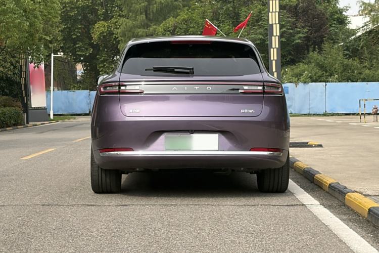 Used Hima AITO M5 2025 Extended-Range Ultra Rear-Wheel-Drive Version
