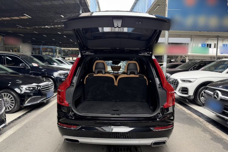 Used Volvo XC90 2018 T6 Zhiya Edition 7-seater Trunk
