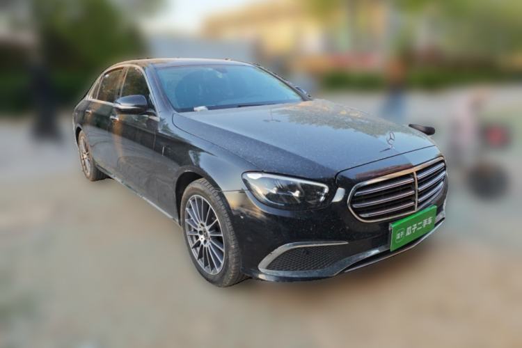 Used Mercedes-Benz E-Class 2021 E 260 L Front Right 45 Deg