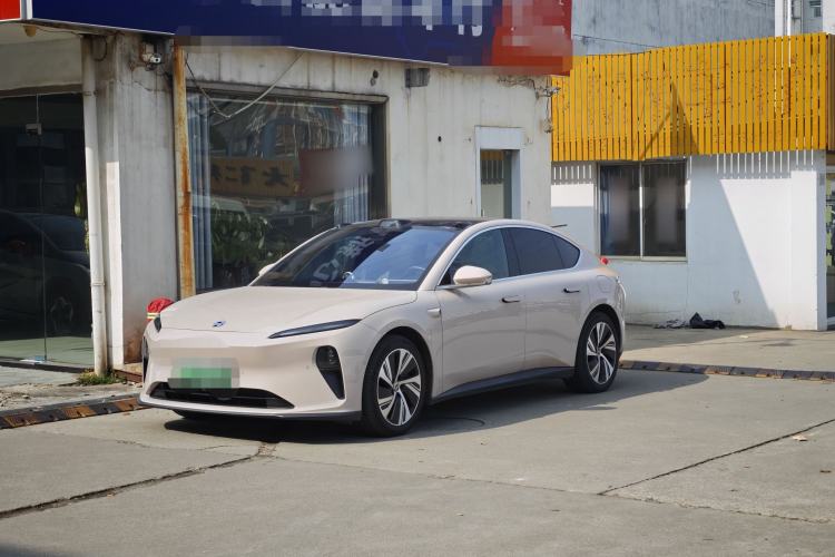 Used Nio ET5 2022 75 kWh