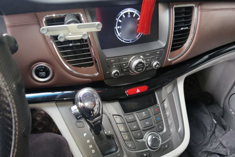 Used JAC Refine M5 2016 2.0T Gasoline Automatic Business Edition