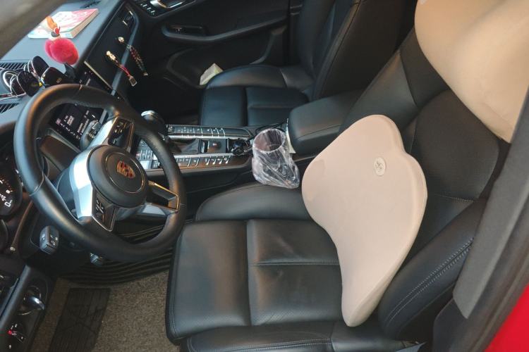 Used Porsche Macan 2020 Macan 2.0T Left Front Seat