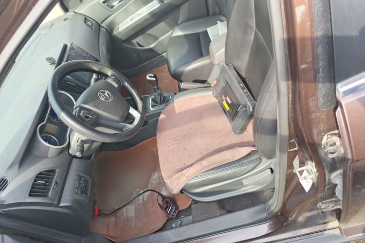 Used Dongfeng Aeolus AX3 2016 1.5L Manual Shangkue Model
